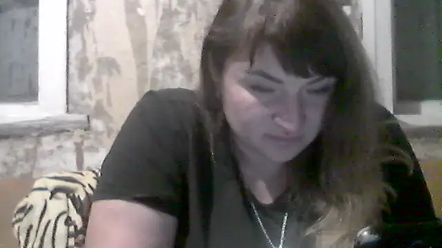 Snapshot of AllinaKis chatting on 06-16-26, 07:16 AllinaKis online show from 06-16-26, 07:16