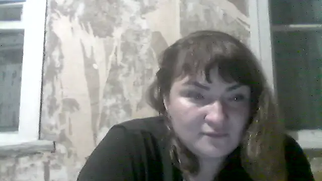 Snapshot of AllinaKis chatting on 06-17-26, 07:15 AllinaKis online show from 06-17-26, 07:15