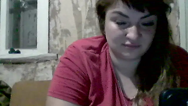 Snapshot of AllinaKis chatting on 06-29-26, 05:13 AllinaKis online show from 06-29-26, 05:13