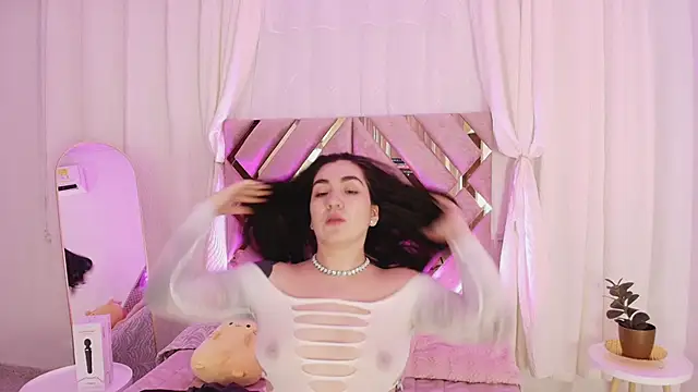 KathiaJenner online show from 04-23-26, 11:53