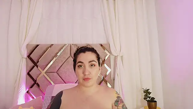 KathiaJenner online show from 04-30-26, 08:09