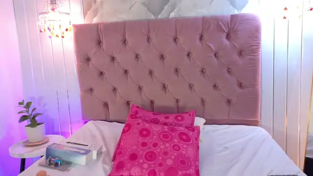 Gabby-Sweet online show from 06-13-26, 11:08