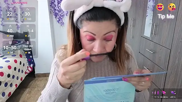 Snapshot of xxxMilexxx chatting on 02-27-26, 11:43 xxxMilexxx online show from 02-27-26, 11:43