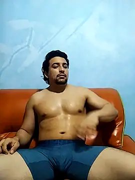 Snapshot of AxelWhitte chatting on 02-12-26, 06:03 AxelWhitte online show from 02-12-26, 06:03