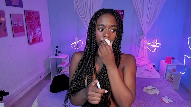 Snapshot of naomi_campell chatting on 03-09-26, 07:51 naomi campell online show from 03-09-26, 07:51