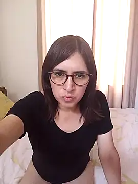 Snapshot of Eide-26 chatting on 02-22-26, 09:57 Eide-26 online show from 02-22-26, 09:57