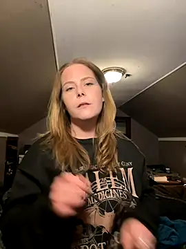 Snapshot of HazelFr33bird chatting on 10-13-25, 02:17 HazelFr33bird online show from 10-13-25, 02:17