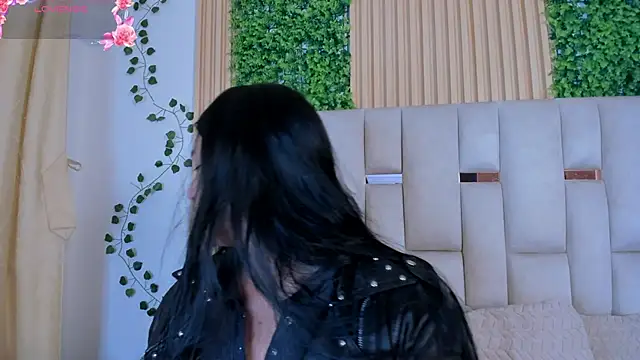 Snapshot of JeniferPowell_nm chatting on 02-25-26, 07:01 JeniferPowell nm online show from 02-25-26, 07:01