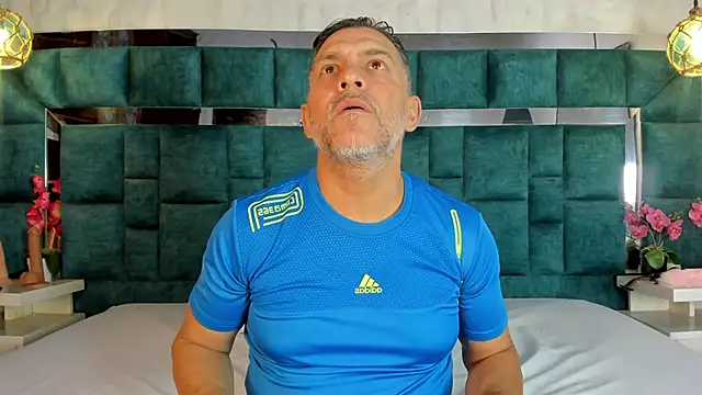 ViceSweet online show from 04-28-26, 03:55