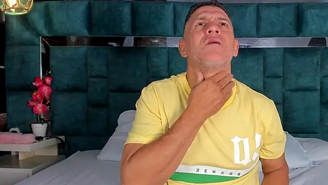 ViceSweet online show from 04-30-26, 03:57