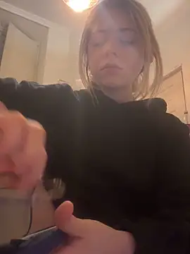 Snapshot of MelliMoon chatting on 04-04-26, 09:34 MelliMoon online show from 04-04-26, 09:34