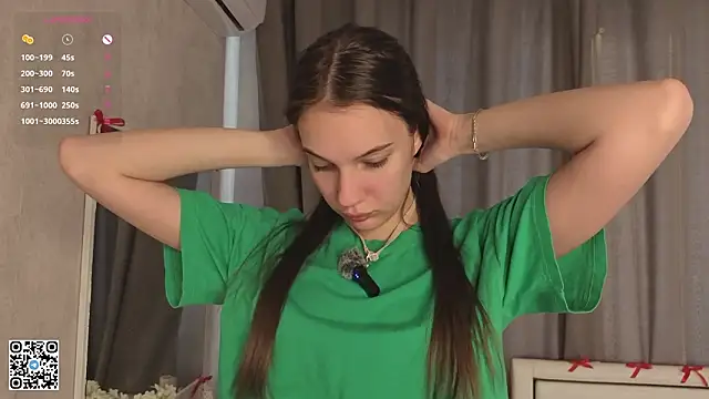 ShaeHeeter online show from 03-09-26, 04:05