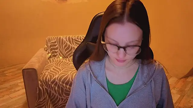 RoxyRay  online show from 01-19-26, 02:48