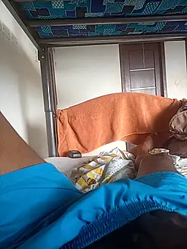 Snapshot of JairoR5 chatting on 03-10-26, 09:09 JairoR5 online show from 03-10-26, 09:09