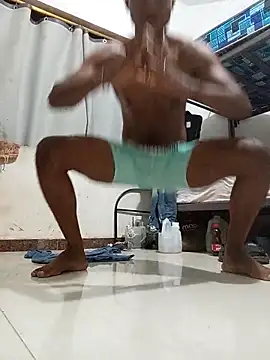 Snapshot of JairoR5 chatting on 03-17-26, 01:10 JairoR5 online show from 03-17-26, 01:10