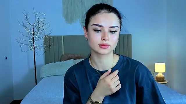 Silena sky online show from 06-30-26, 07:53