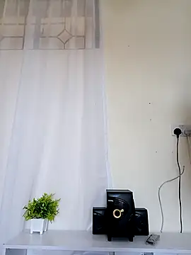 Silk Hennessy online show from 02-19-26, 10:44