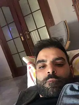 Snapshot of solsit1990 chatting on 02-01-26, 03:32 solsit1990 online show from 02-01-26, 03:32