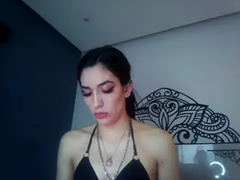 Snapshot of MamiSoft420 chatting on 03-10-26, 06:40 MamiSoft420 online show from 03-10-26, 06:40