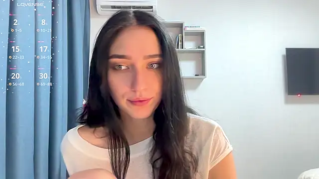 Snapshot of kiorrra chatting on 07-13-26, 11:40 kiorrra online show from 07-13-26, 11:40