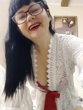 Snapshot of AliceSwan57 chatting on 02-20-26, 03:47 AliceSwan57 online show from 02-20-26, 03:47