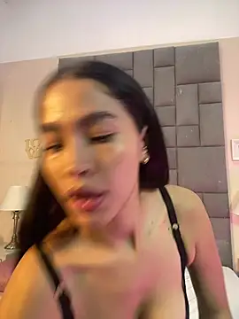 JuliaaVega online show from 02-10-26, 02:10