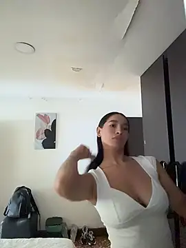 JuliaaVega online show from 07-28-26, 06:20