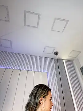 JuliaColemann online show from 03-05-26, 12:01