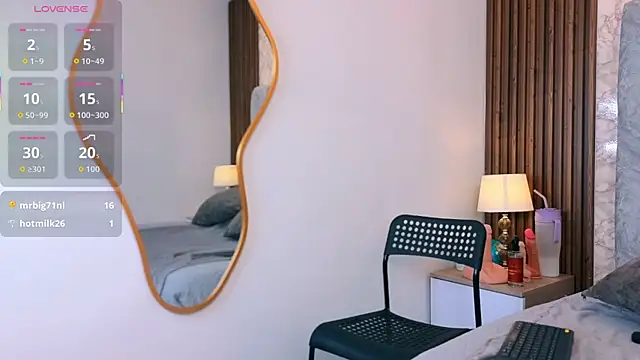 naomy smithxx online show from 04-26-26, 11:30