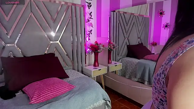 adri rivera online show from 04-27-26, 08:07