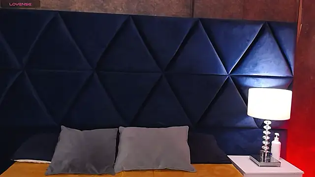 Snapshot of Logan_Woods chatting on 03-11-26, 06:47 Logan Woods online show from 03-11-26, 06:47