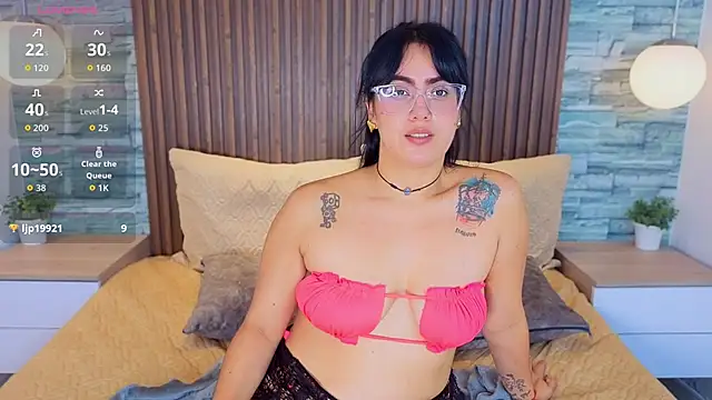 Snapshot of vicky_grey chatting on 01-31-26, 07:11 vicky grey online show from 01-31-26, 07:11