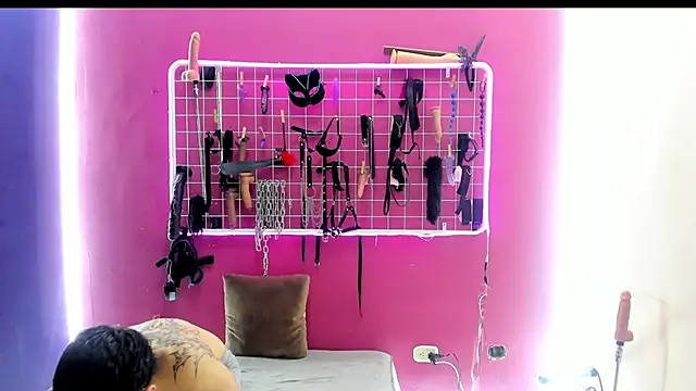 Slave Melany bdsm online show from 04-28-26, 12:32