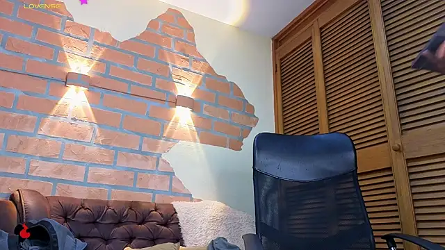 Snapshot of mister_eithan chatting on 03-01-26, 02:13 mister eithan online show from 03-01-26, 02:13