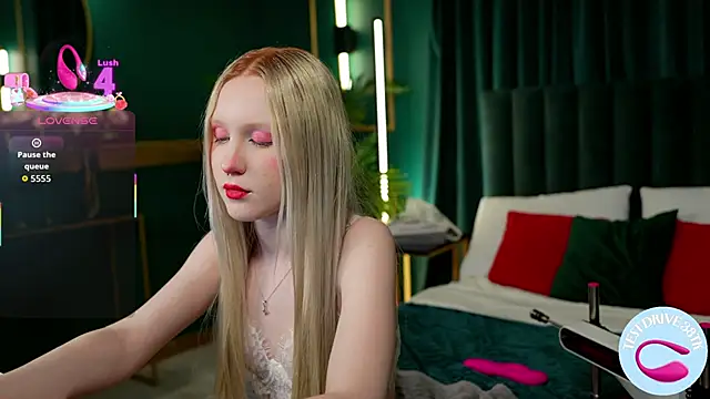 Sia Hart online show from 02-25-26, 06:06