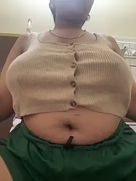 Snapshot of Real_Roma chatting on 03-11-26, 08:04 Real Roma online show from 03-11-26, 08:04