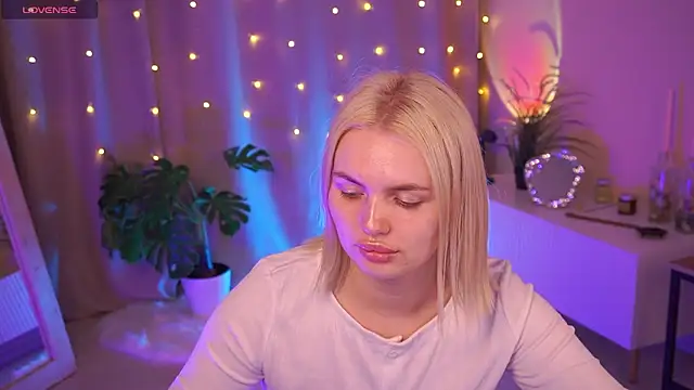 Snapshot of AmeliaWeells chatting on 03-12-26, 04:07 AmeliaWeells online show from 03-12-26, 04:07