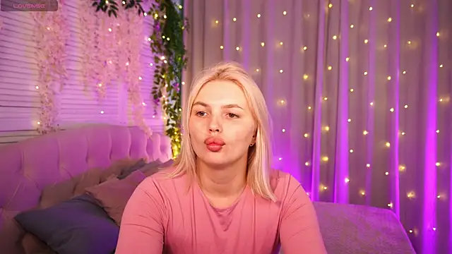 AmeliaWeells online show from 05-16-26, 03:58