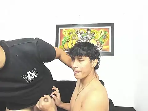 estremehotsex online show from 03-08-26, 06:17