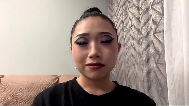 SweetMiaXO online show from 03-21-26, 11:04