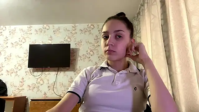 Snapshot of PagedLard chatting on 02-12-26, 07:03 PagedLard online show from 02-12-26, 07:03