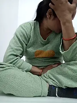 Cute-karisma1234 online show from 02-05-26, 05:28