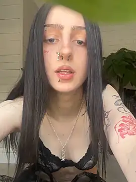 bellaxlauren online show from 04-20-26, 09:56