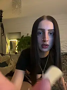 Snapshot of bellaxlauren chatting on 06-14-26, 09:50 bellaxlauren online show from 06-14-26, 09:50