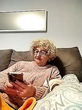 Snapshot of rosasuso chatting on 04-06-26, 07:15 rosasuso online show from 04-06-26, 07:15