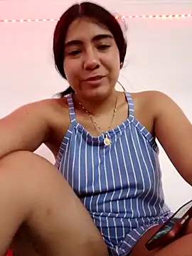 Snapshot of Ailen-cute chatting on 02-13-26, 04:36 Ailen-cute online show from 02-13-26, 04:36