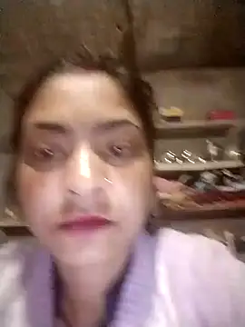 Snapshot of Nasrjfjfjy5578 chatting on 02-09-26, 06:01 Nasrjfjfjy5578 online show from 02-09-26, 06:01