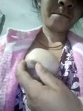 Snapshot of Nasrjfjfjy5578 chatting on 02-23-26, 10:51 Nasrjfjfjy5578 online show from 02-23-26, 10:51