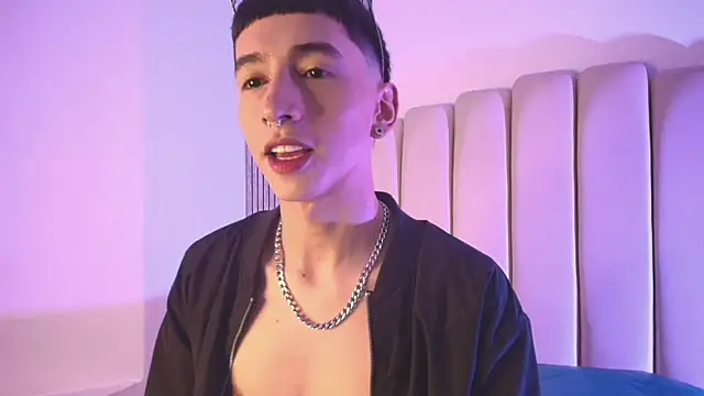 lian cameron online show from 06-16-26, 03:31