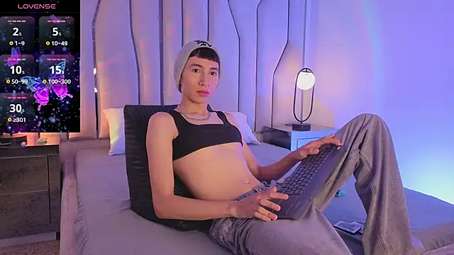 lian cameron online show from 06-27-26, 03:44